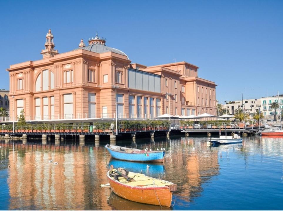 Kalefati Palace Loc.Turistica Bari Exteriör bild